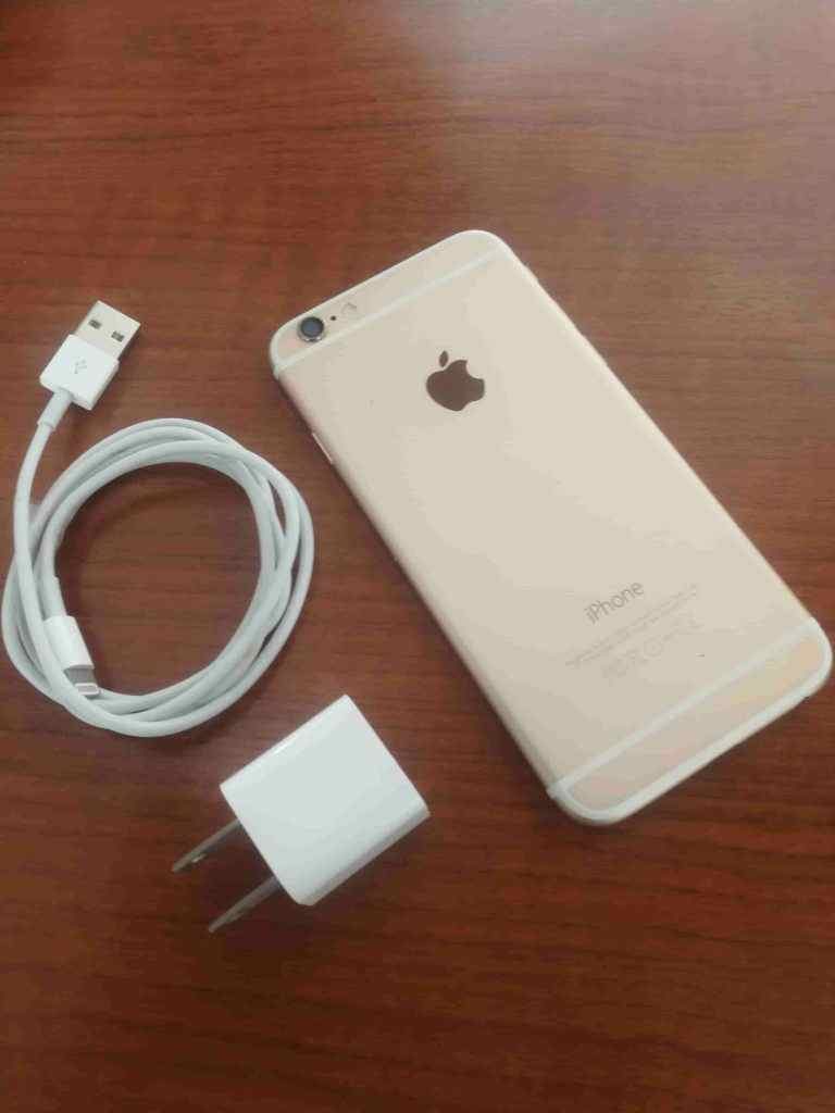 iphoneと純正アクセサリー